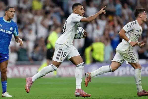 <a href=/zuqiubs/ouguan/ target=_blank class=infotextkey>欧冠</a>-皇马2-1马赛取欧冠开门红,姆巴佩点射双响,卡瓦哈尔染红