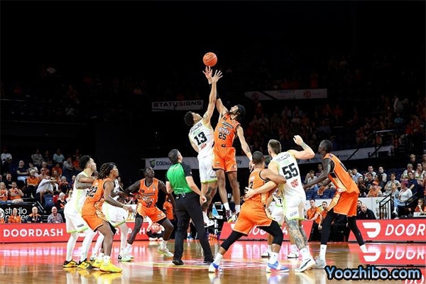 凤凰86-74轻取大班 周琦缺阵 芒福德23+5 阿什利25分