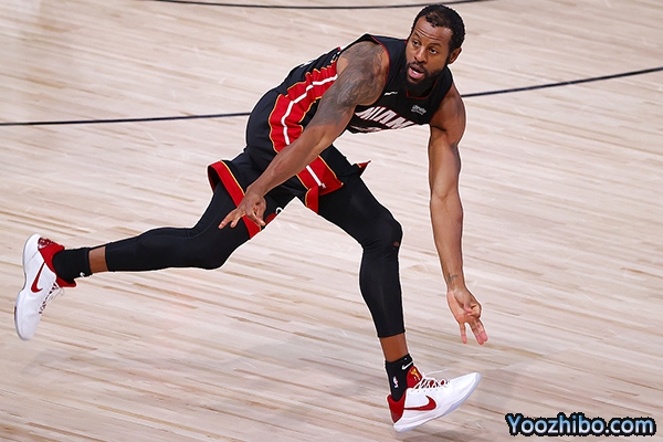 伊戈达拉前5投全中,三分4中4