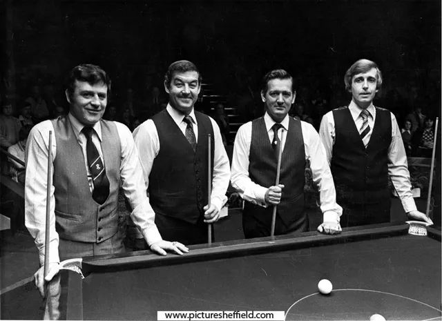 1979年世锦赛上道格,左一