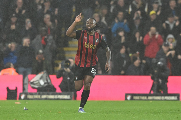 球探爆料:塞梅尼奥爆种引曼联<a href=/zuqiubs/hotspur/ target=_blank class=infotextkey>热刺</a>争抢,表现已超预期